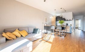Krucza Apartment ~ Self check-in 24h ~ Parking&Lift